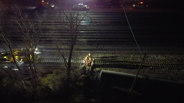 Clean up continueing two days after 8 cars of a frieght derailed spilling Hydrogen Peroxide