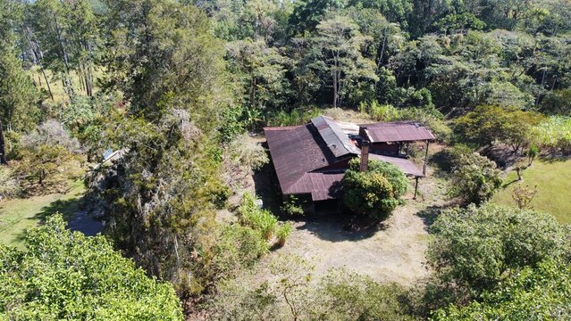 Trapiche de los Sa&eacute;nz en Loaiza de Cach&iacute;