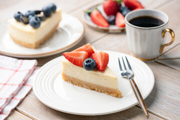 New york cheesecake slice with fresh berries