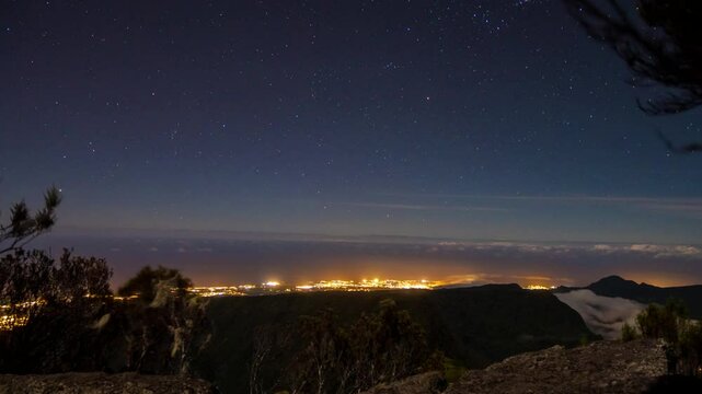 Timelapse La R&eacute;union - Roche Ecrite stars 2
