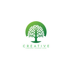 Obraz premium Oak Tree Logo,Big tree logo,Vector silhouette of a tree