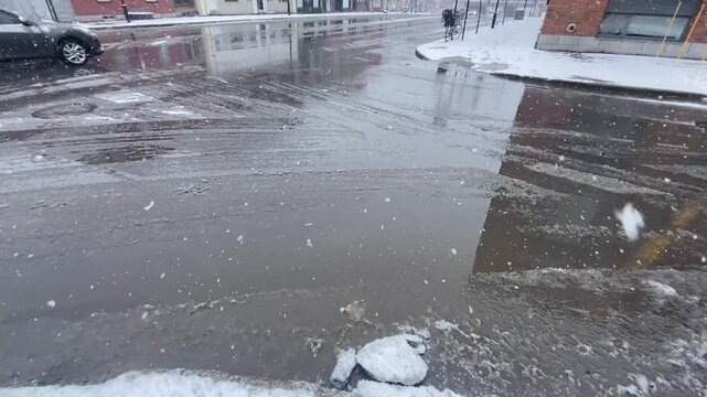 Spring snowfall in Montreal 