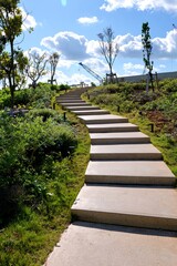 青空に続く階段