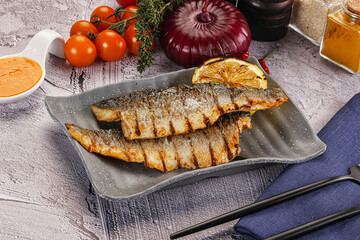 Grilled seabass fillet with lemon