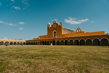 Klasztor © Katarzyna