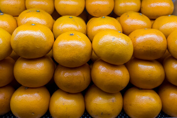 oranges at the market