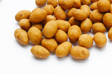 Coconut cream coated peanuts snack