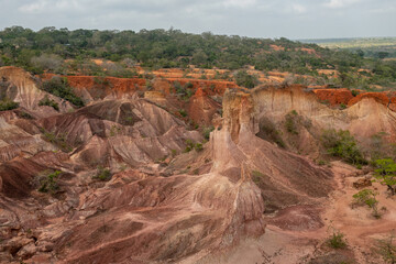 Depresja Marafa (Hell's Kitchen) okolice Malindi, Kenia, Afryka. Nazwę zawdzięcza temperaturze, kt&oacute;ra panuje we wnętrzu tego wąwozu. Został on stworzony przez wiatr i deszcz w ciągu tysiącleci.
