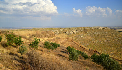 Located in the city of Sanliurfa, Turkey, Gobeklitepe dates back 12 thousand years. It is the oldest known historical structure in the world so far.
