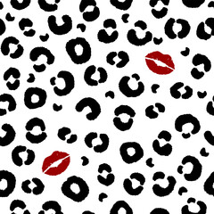 Animal skin black pattern seamless with red lips © barberry