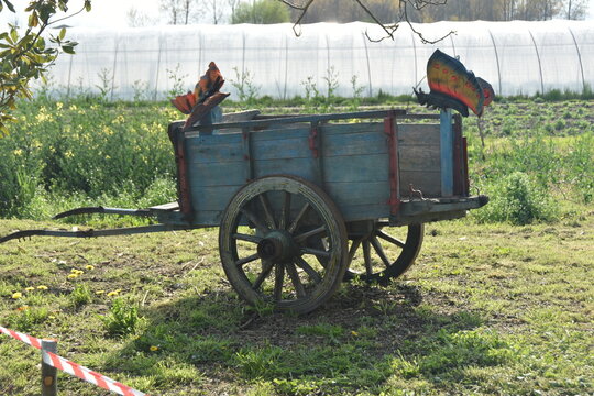 Vecchio carretto agricolo di una volta