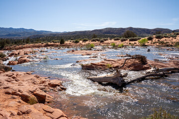 Gunlock Falls, Gunlock State Park, St. George, Utah, USA. Waterfalls, red rocks.	