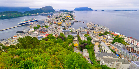 Naklejka premium Cityscape, Alesund, Norway, Scandinavia, Europe