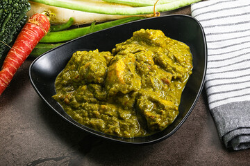 Indian cuisine - Chicken saagwala palak