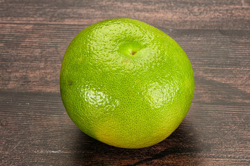 Green ripe fruit sweetie citrus