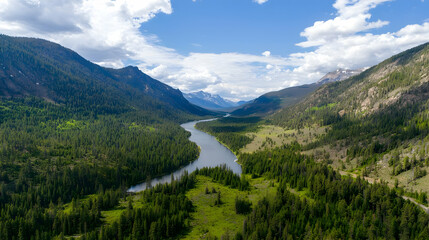 Obraz premium Aerial View Of Scenic Mountain Valley River