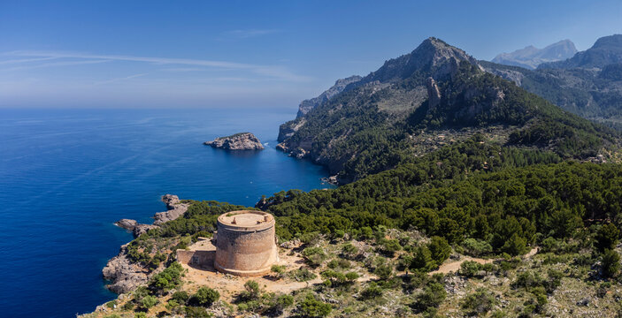 Torre Picada, former watchtower, Costa de la Atalaya, Port of S&oacute;ller, Natural area of the Serra de Tramuntana., Mallorca, Balearic Islands, Spain
