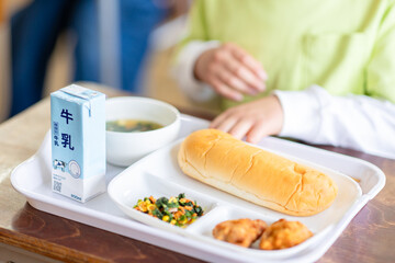 学校給食