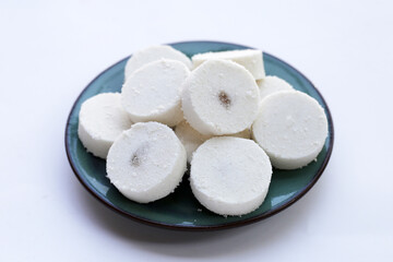 Chinese sweetmeat made of rice flour