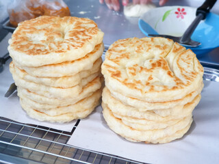 Roti Payae : traditional Muslim food in asia with curry