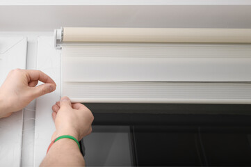 Montaż rolety okiennej zaciemniajacej
