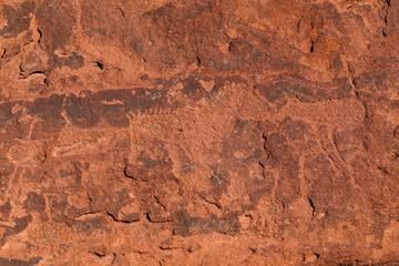 Sehr alte Steinzeichnungen im Fels von Twyfelfountain in Namibia
