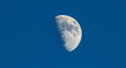  Close-Up of Waxing Crescent Moon Against Clear Blue Sky &ndash; Serene Astronomical Scene