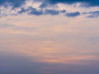 朝焼けに染まる雲05