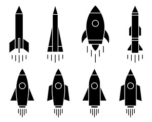 Rocket Icon Vector Set. Rocket Vector Icon in line style design. Symbol of Rocket. Vector illustration.