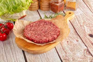Raw beef cutlet for burger