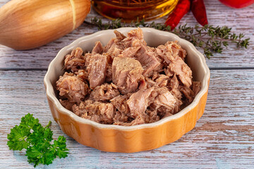 Canned tuna fish in olive oil