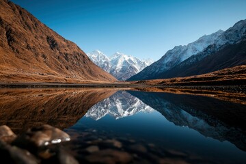 Fototapeta premium Mountain Lake Reflection