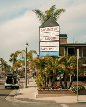 504 Main Street plaza sign in Huntington Beach, California