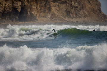 When La Herradura wakes up, only the fearless paddle out. Walls of water, raw Pacific energy, and a...