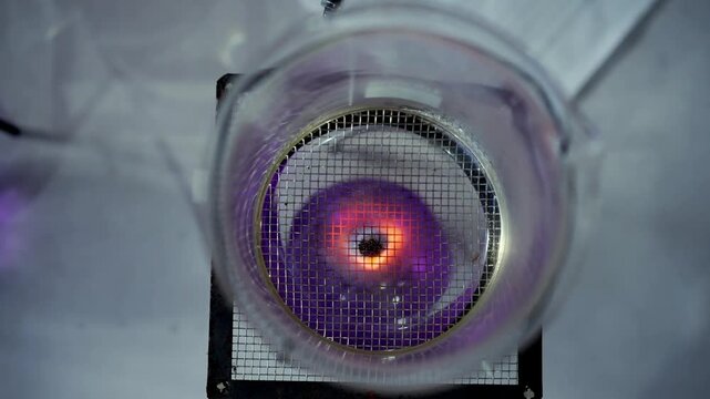 Laboratory equipment for measuring the salt content of sea water