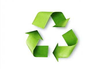 Obraz premium Green recycling symbol isolated on white background