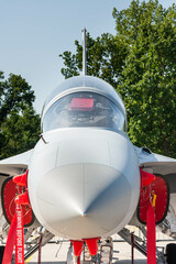 Samolot wojskowy, dron i helikopter