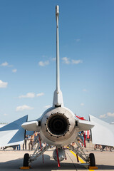 Samolot wojskowy, dron i helikopter