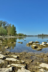 Niedrigwasser im Rhein in Breisach