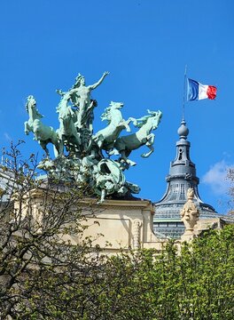 Horses and Chariot Quadrigas Statue on the Grand Palais