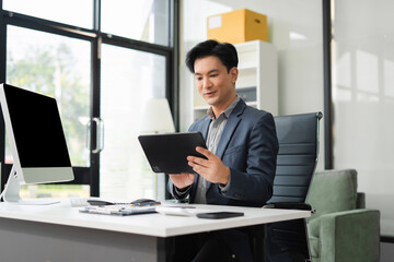 Email notification concept, Male use smartphone and laptop receive message alert in the mailbox.