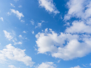 Fototapeta premium 春の山から 青空と雲123