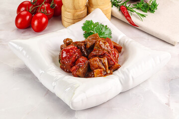 Pork with vegetables and oyster sauce