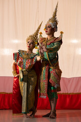 Obraz premium Thai Khon performers in elaborate Rama costumes