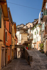Fototapeta premium Picturesque Streets and Colorful Houses of Saorge Village: A Charming Snapshot of the Southern French Countryside