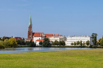 Lake in front of the Lutheran Cathedral with a three-aisled basilica
