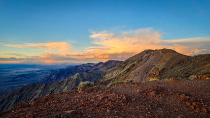 The ridge at Dante's View