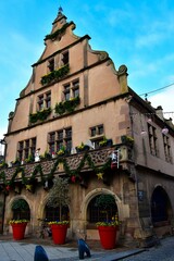 La façade latérale de la Metzig, ancien site de la corporation des bouchers à Molsheim en Alsace