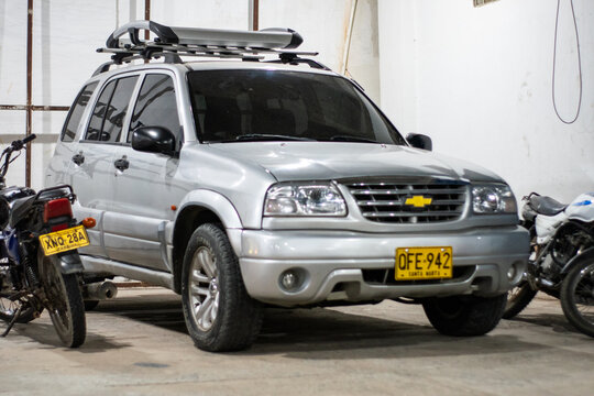 chevrolet grand vitara 4x4 El Suzuki Vitara (tambi&eacute;n conocido como Suzuki Grand Vitara, Suzuki Sidekick, Suzuki Escudo o Suzuki Grand Nomade) es un veh&iacute;culo utilitario deportivo producido por suzuki
