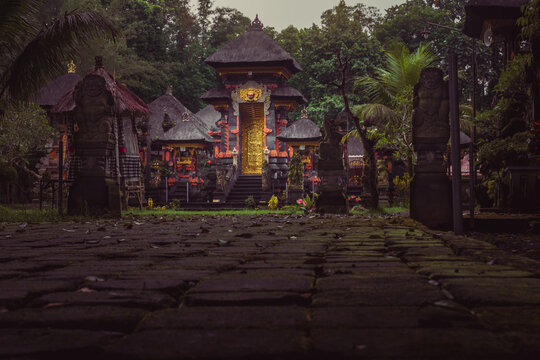 The cool and serene atmosphere of the Tegalalang temple area seems to have a calm and mysterious aura. April 10, 2025, Bali, Indonesia